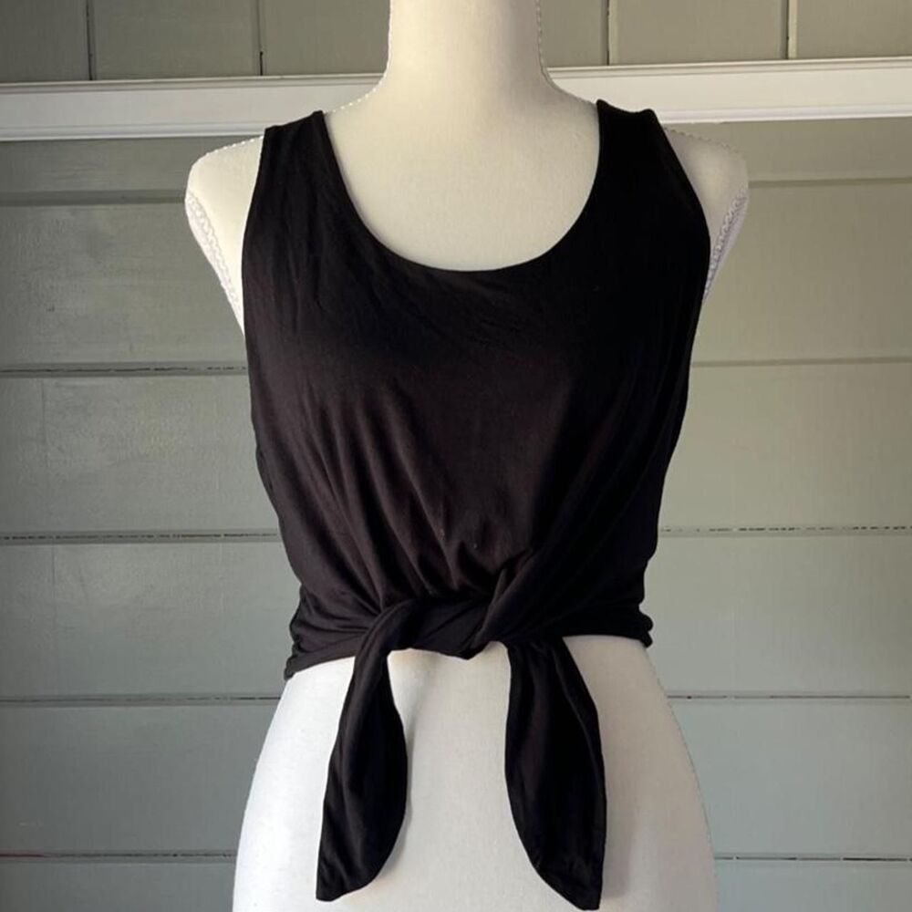 Aritzia Women's Black Vest